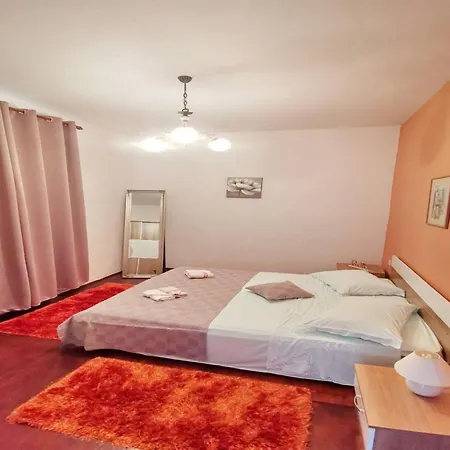 Bertie's - Four Bedroom A4 דירה Smokvica (Korcula)