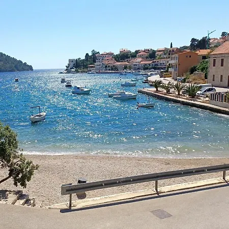 Bertie's - Four Bedroom A4