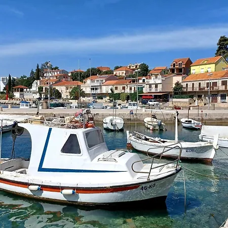 Bertie's - Four Bedroom A4 Smokvica (Korcula)