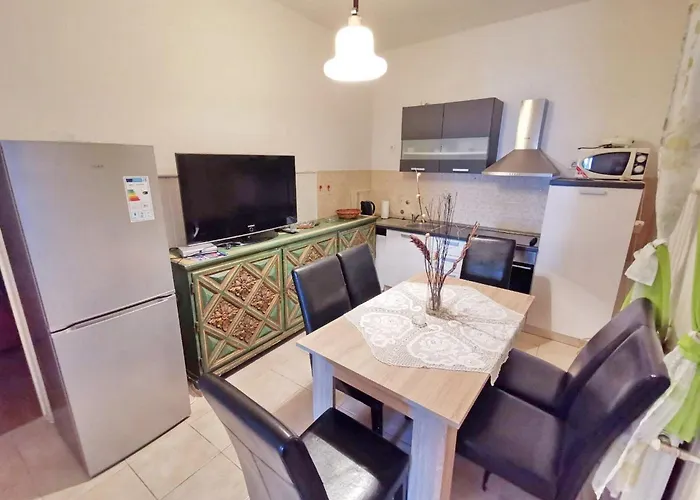 아파트 Bertie's - Four Bedroom A4 *