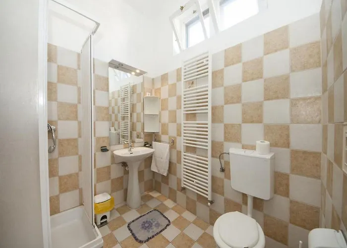 Bertie's - Four Bedroom A4 아파트 Smokvica (Korcula)