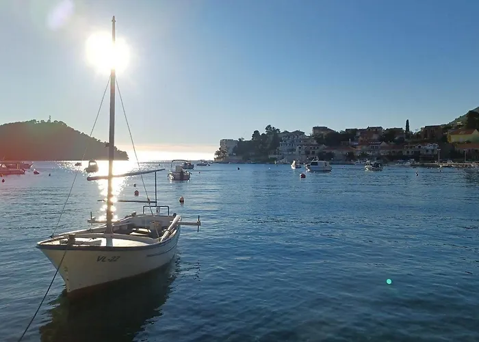 Bertie's - Four Bedroom A4 Smokvica (Korcula)